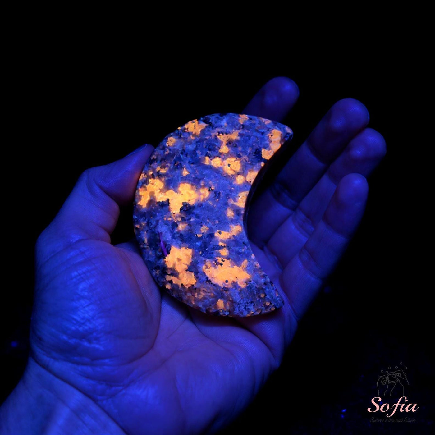 UV-Reactive Yooperlite Crystal Moon | Crystal Stone Decor