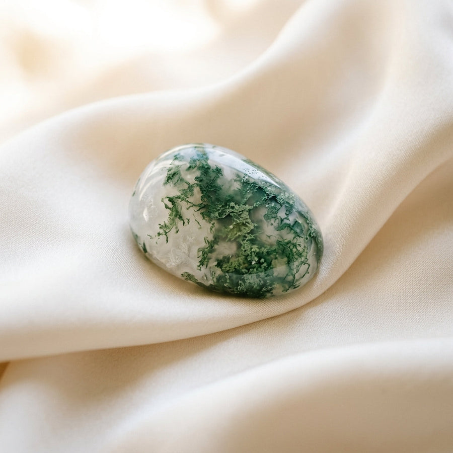 Moss Agate: The Gardener’s Stone