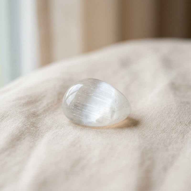 Selenite: The Self-Cleansing Stone