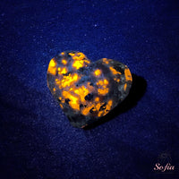 UV-Reactive Yooperlite Crystal Heart | Crystal Stone Decor