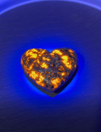 UV-Reactive Yooperlite Crystal Heart | Crystal Stone Decor