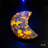 UV-Reactive Yooperlite Crystal Moon | Crystal Stone Decor