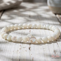 Mother of Pearl Bunny Bracelet | Rabbit Dainty Beaded Jewelry