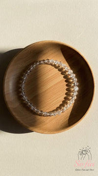 Pulsera de Cuarzo Transparente de 4mm | Joyería de Cristal con Cuentas Finas